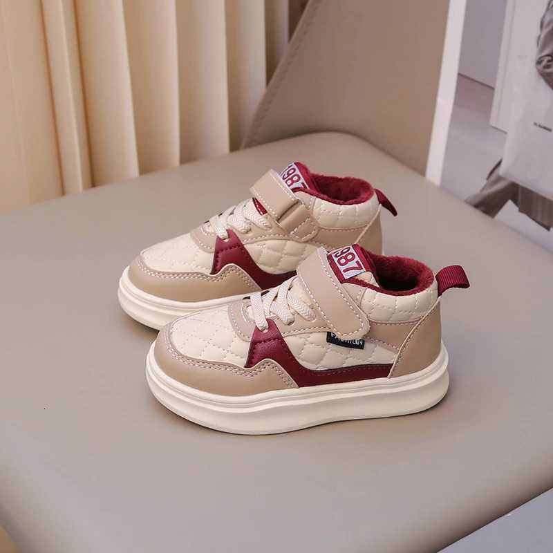 1-8 Years Old Childrens Padded Sneakers Red Thickened High-top Boys Girls Cotton Shoes Winter Soft Non-slip Kids Walking ShoesT251105