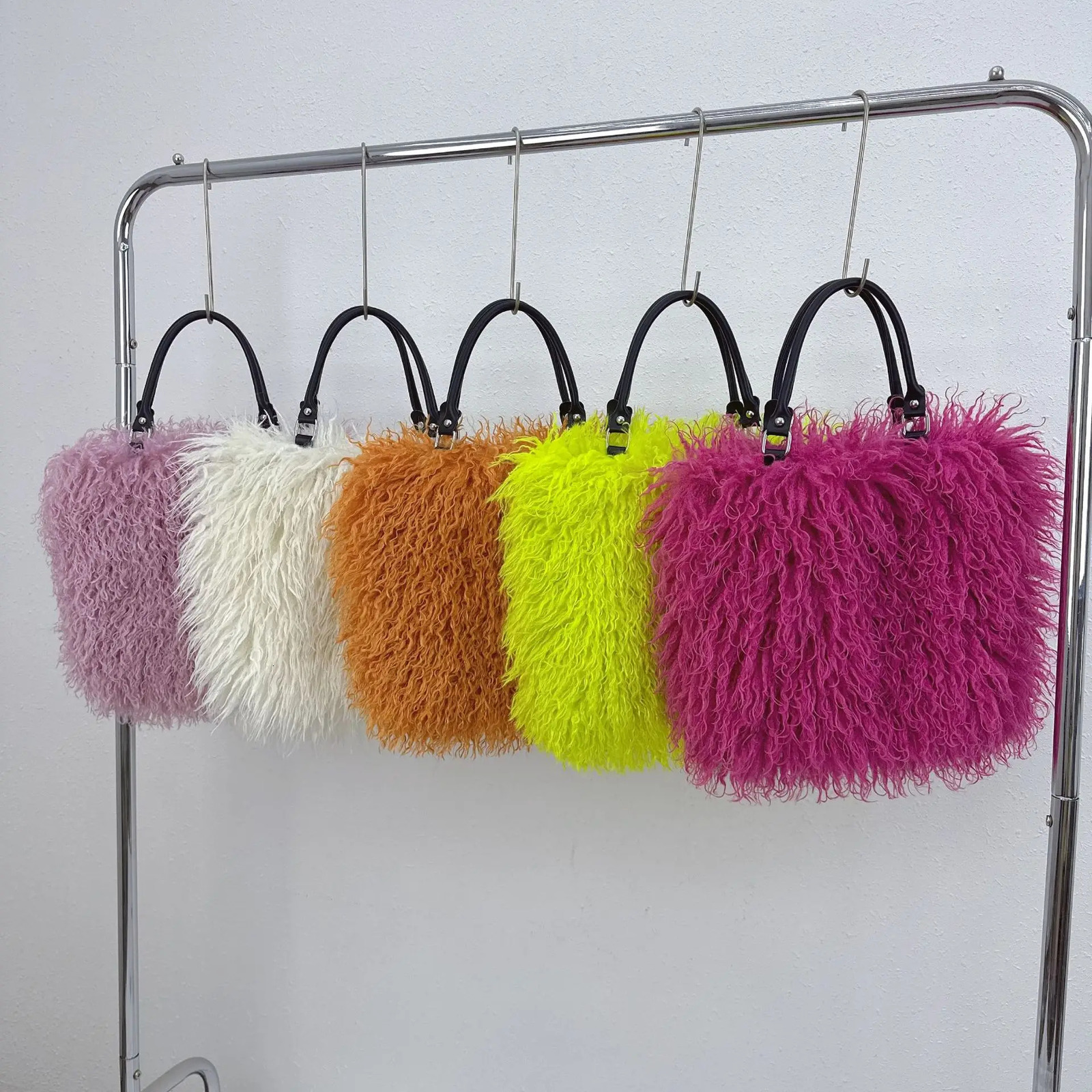 Faux Fur Tote Bag for Women Handbags Autumn Winter Plush Shoulder Crossbody Bags Shopper Purses 251104