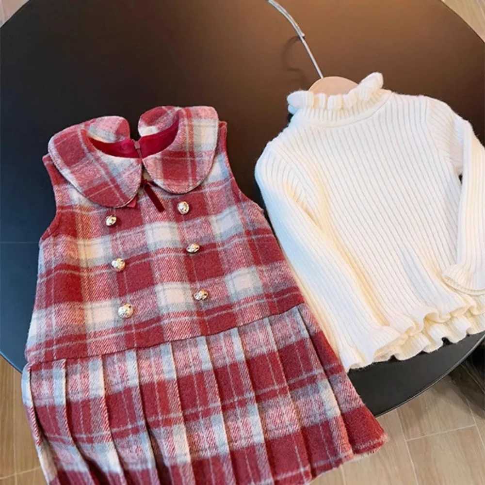 Bear Leader Red Checkered Printed Girls Clothes Warm Autumn Winter Sleeveless DressLong Sleeved Top New Years Childrens Sets Y251105