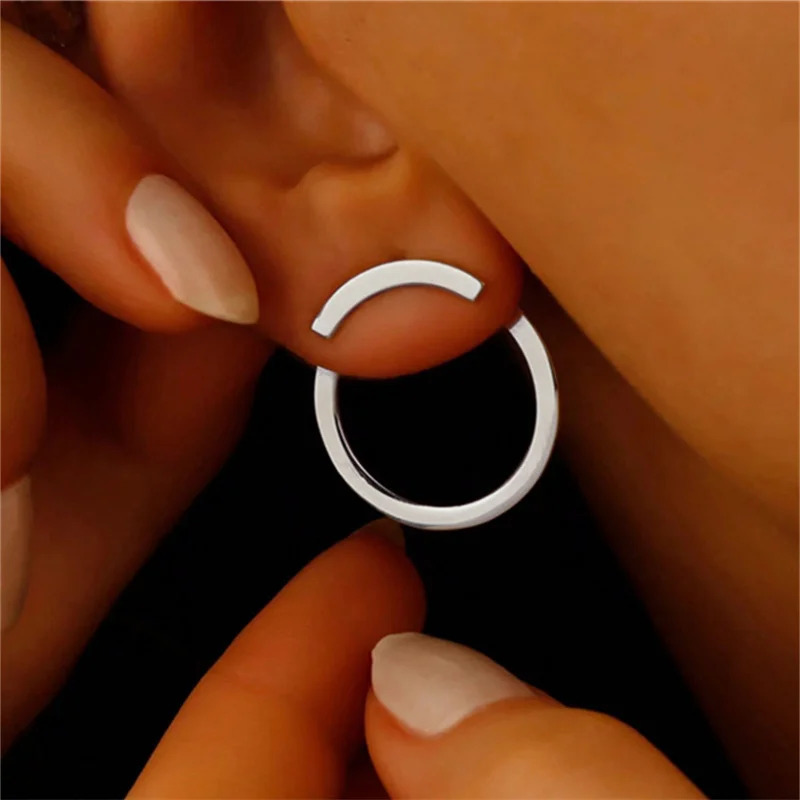 There is a pair of retro geometric circular earrings on the back suitable for womens fashion and personalized n A outfits elegan 250326