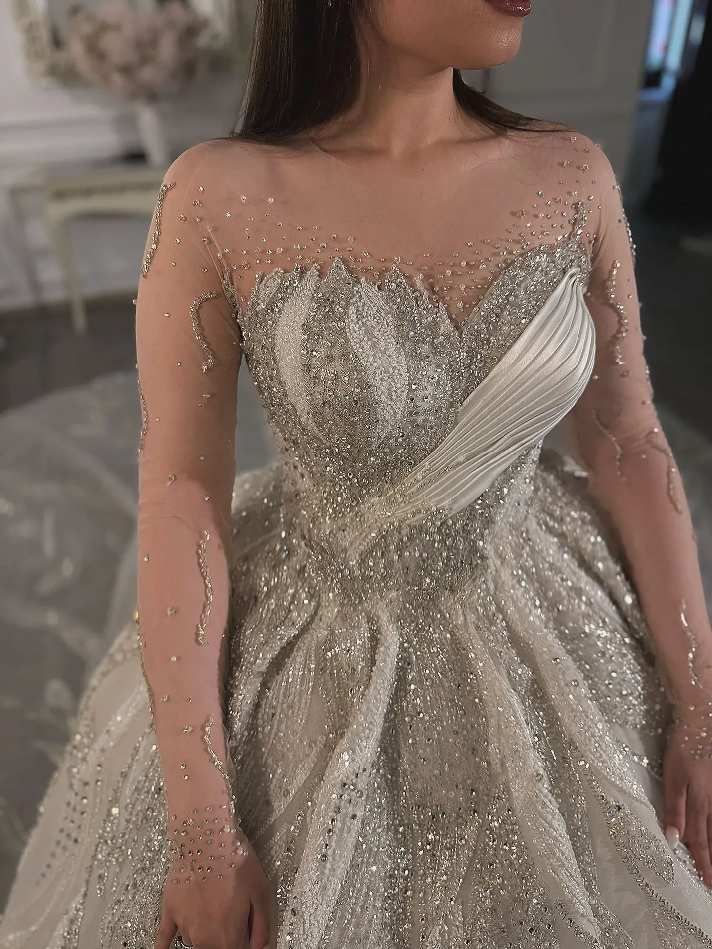 Customized Crystals Wedding Dresses Pearls Long Sleeve Women Mermaid Bridal Dresses With Detachable Train Dubai Arabic