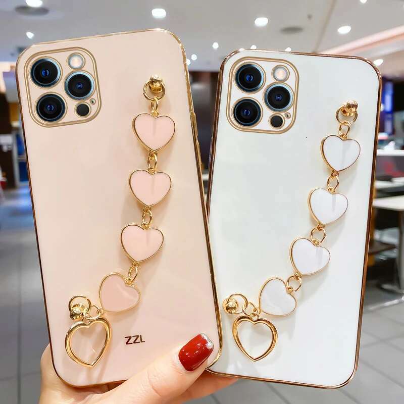 Fashion Plating Love Heart Bracelet Chain For iPhone 15 14 12 11 13 Pro Max X XS 13pro 14pro 7 8 Plus Shockproof Case Cover