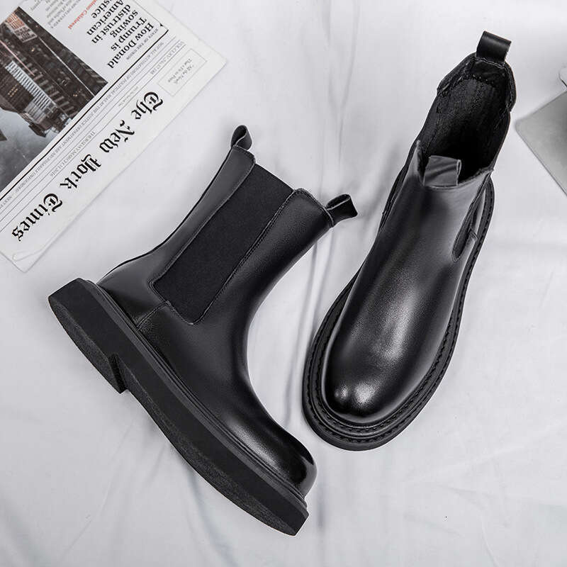 Thick soled high cut western-style for men's fashion in winter, thin British style black chimney boots, versatile mid-range boots