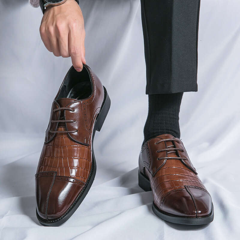 Large Business Dress for Men 38-48 Small Square Head Groom Wedding Crocodile Pattern Leather Shoes