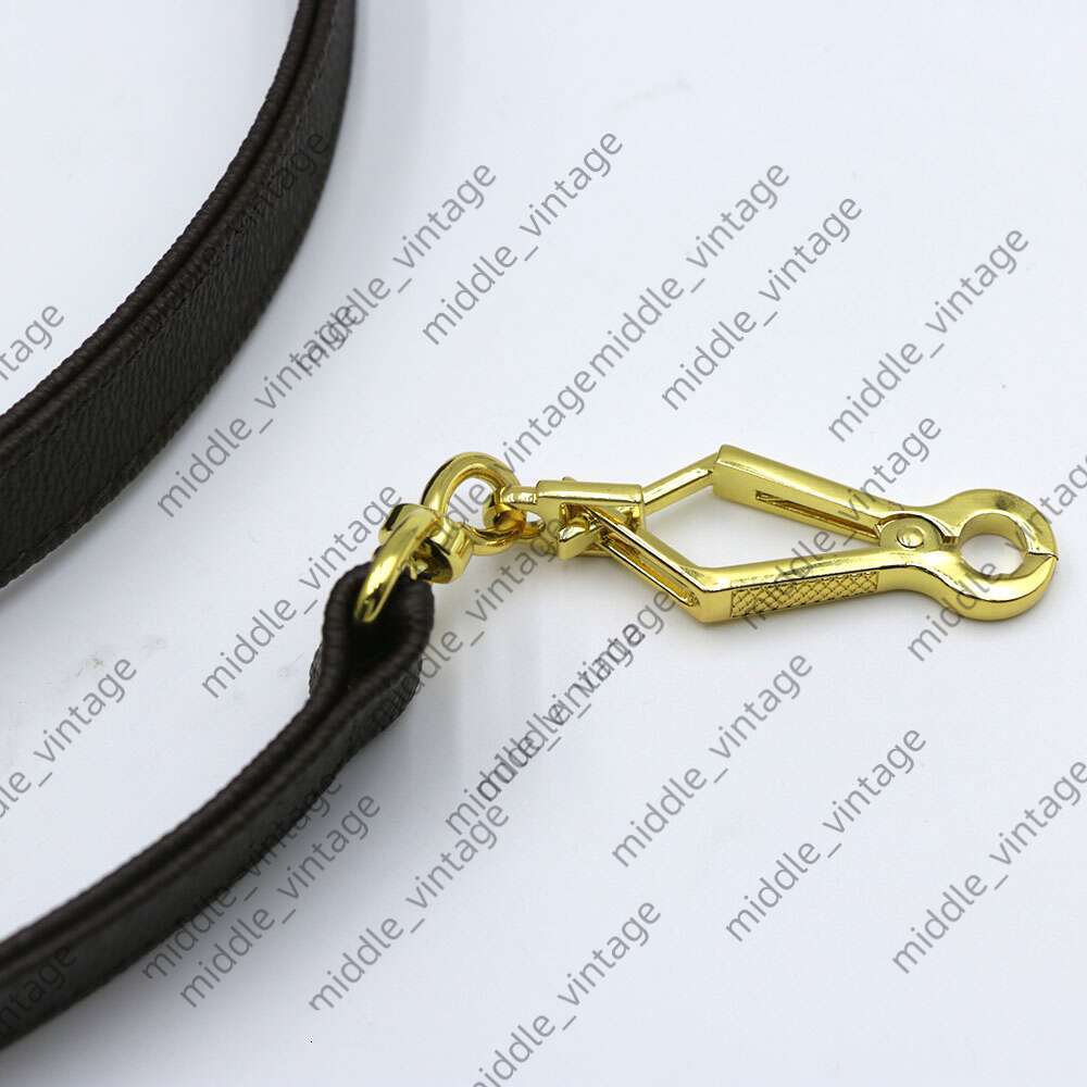 INS Same Style Dog Supplies Dog Leash And Cat Collar With Metal Knot, Fashionable Pet Accessories, Designer Dog Collar And Cat Leash Set With Packagin