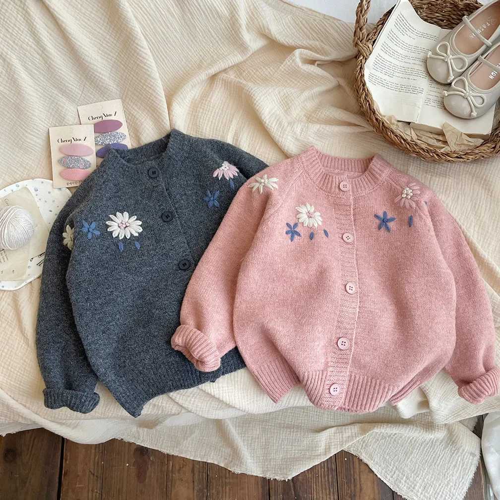 Autumn New Kids Solid Color Sweater Color Hook and Flower Korean Version Girls Outerwear Cardigan Embroidered Sweater JacketT251105