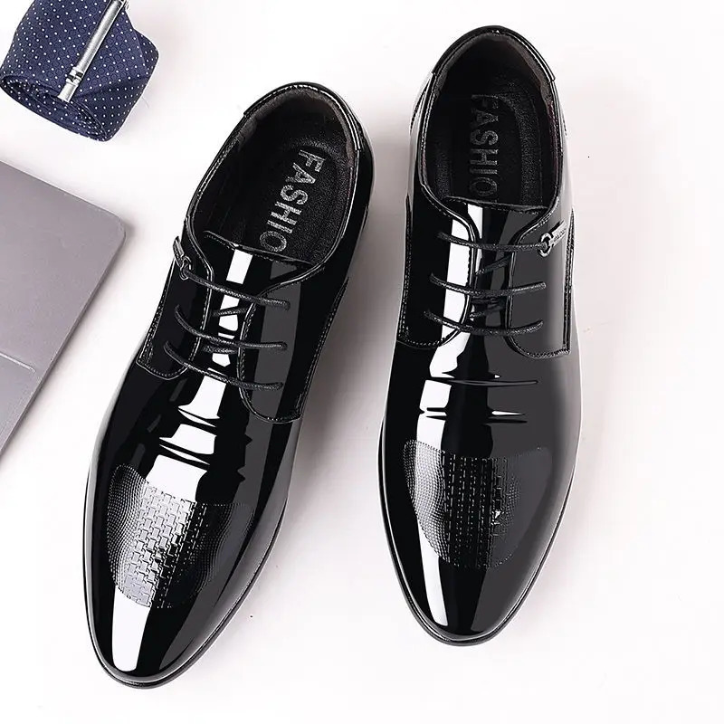 Patent Leather Black Lace Up Pointed Toe Mens Formal Shoes 2025 Style Low Price Office 39 Suit Social Shoe Male 251103