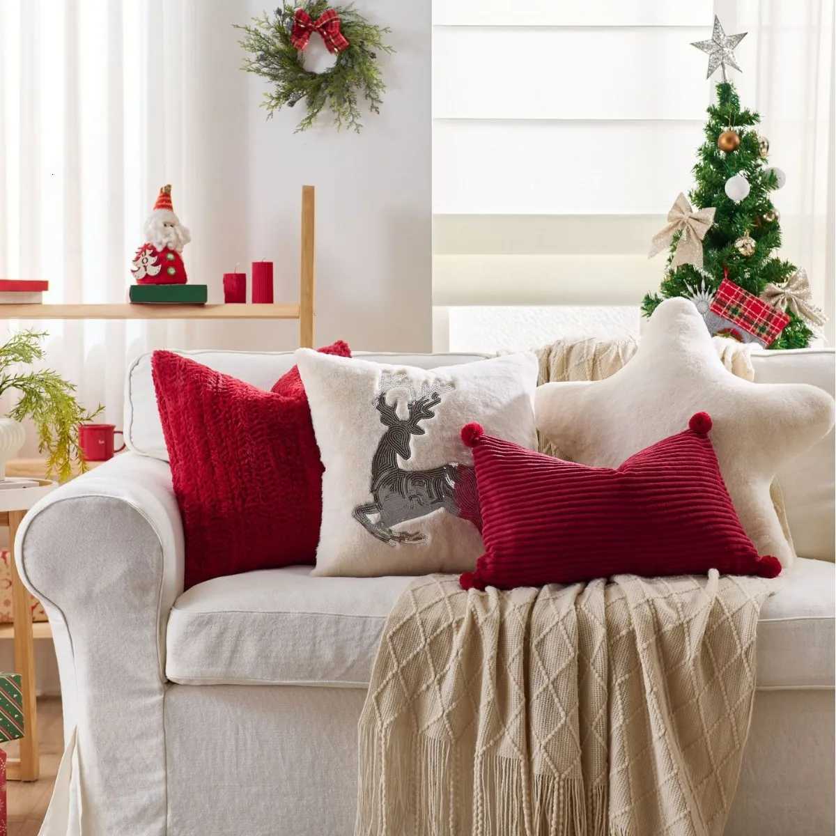 45x45cm New Christmas Red Throw Pillowcase Cojines Sequined Elk Plush Festival Decoration Sofa Pillow Cushion Covers Decor Home Y251105