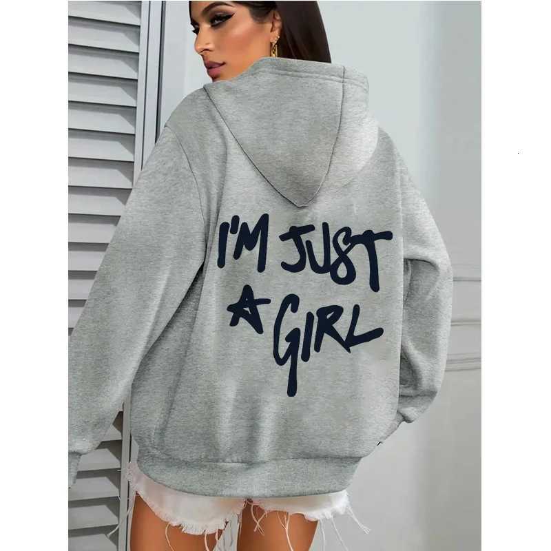Womens Casual Pocket Hoodies with Im Just A Girl Letter Print Autunm Winter Hooded Clothes Graphic Y2k Sweatshirts StreetwearT251105