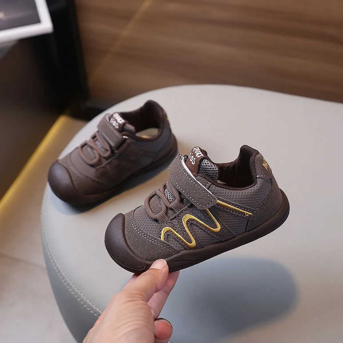 Autumn BoysGirls Casual Shoe Round Toe Hook-loop Mesh Comfy Kids Flat Shoe Solid Colors Anti-slip Daily Children Shoes 4-6YT251105