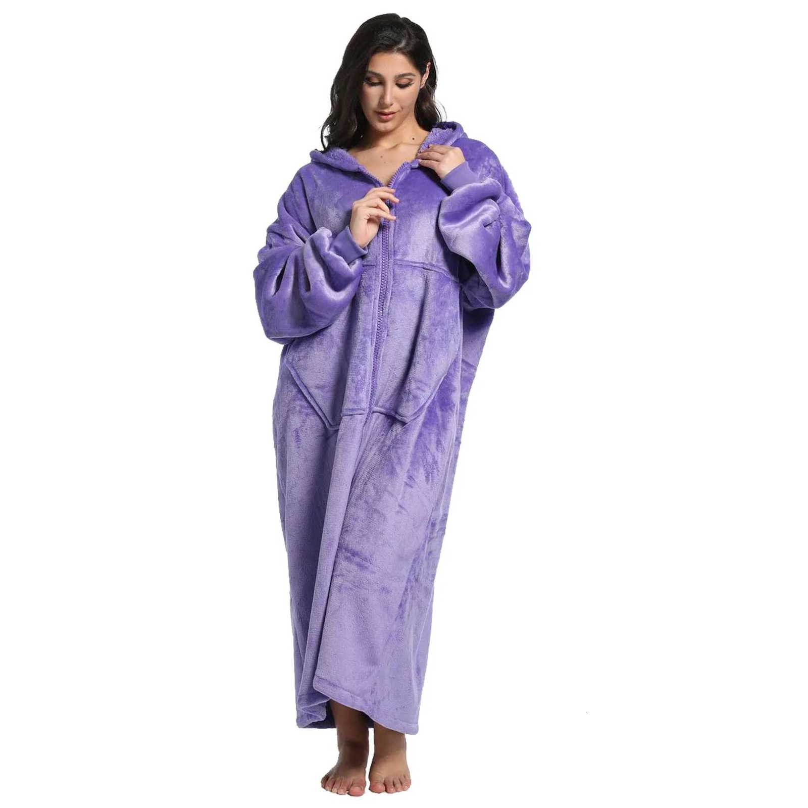 Winter casual hoodie pajamas long style with zipper and pocket comfortable and warm with thick fleece lining insideT251105