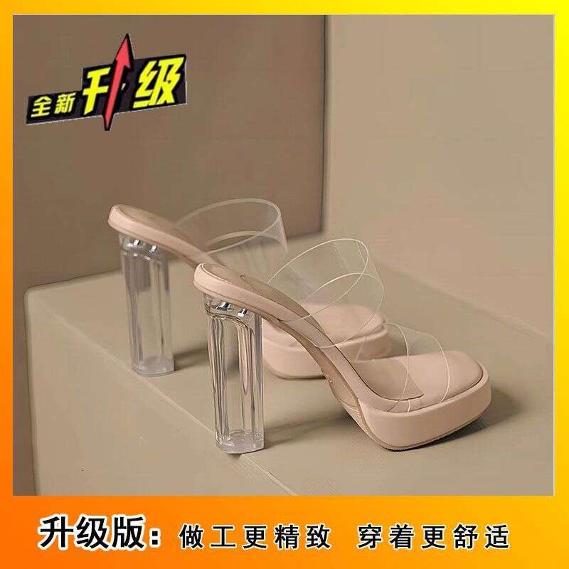 Small stature, not tiring feet, high heels, women's sandals, 2024 summer new transparent design, crystal cool slippers for external wear