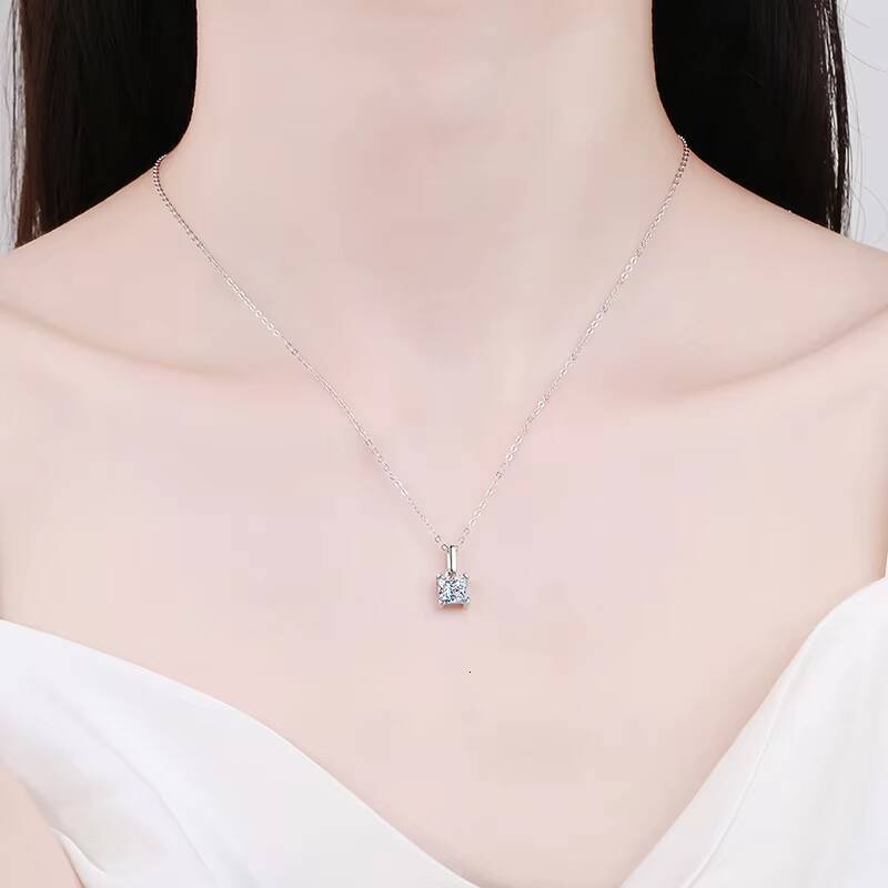 Simple Princess Cut square Vvs D Color Moissanite Pendant S925 Sterling Silver Necklace for Women