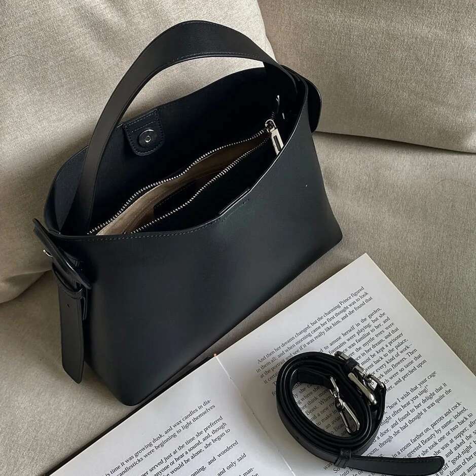 Genuine Leather Tote 2025 New Large Capacity High-End One-Shoulder Crossbody Bag Cowhide Fashion Commuter Women's Handbag