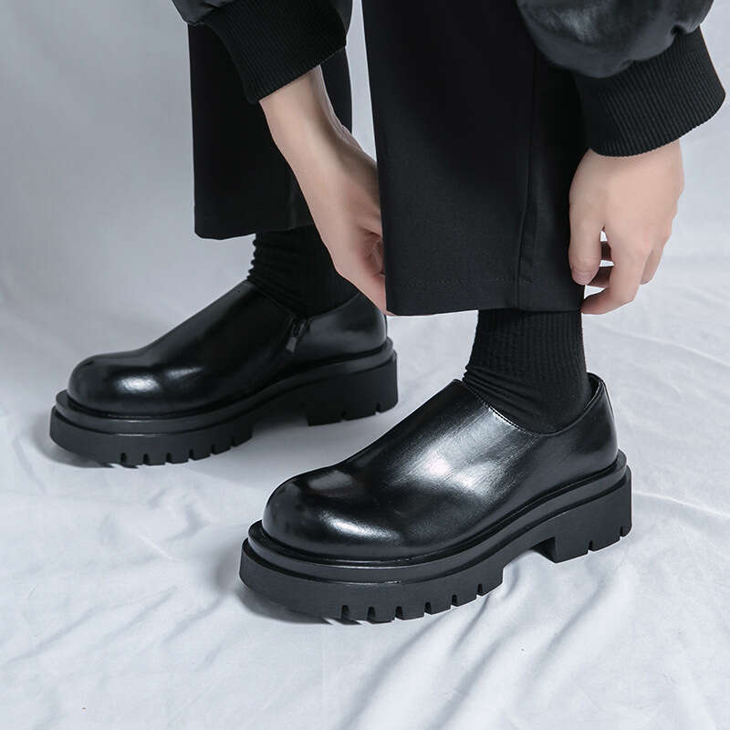 Large men's big toe 2024 Spring and Autumn new item, one foot low top, British style thick soled black Martin shoes