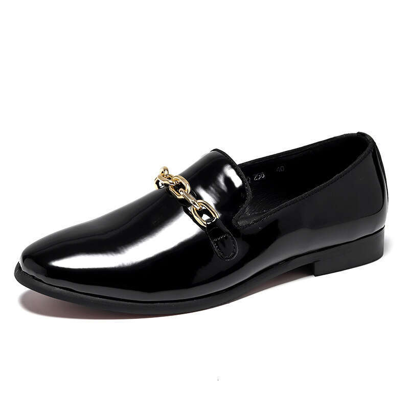 Large size leather with mirror finish and personalized one foot kick, bean shoes for men, 48 men's British casual loafers