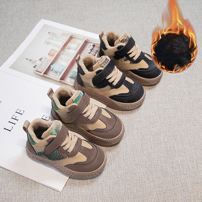 Autumn and winter luminous shoes, cotton shoes, wool lining, fashionable trendy shoes, children's shoes, soft soled sports shoes, casual children