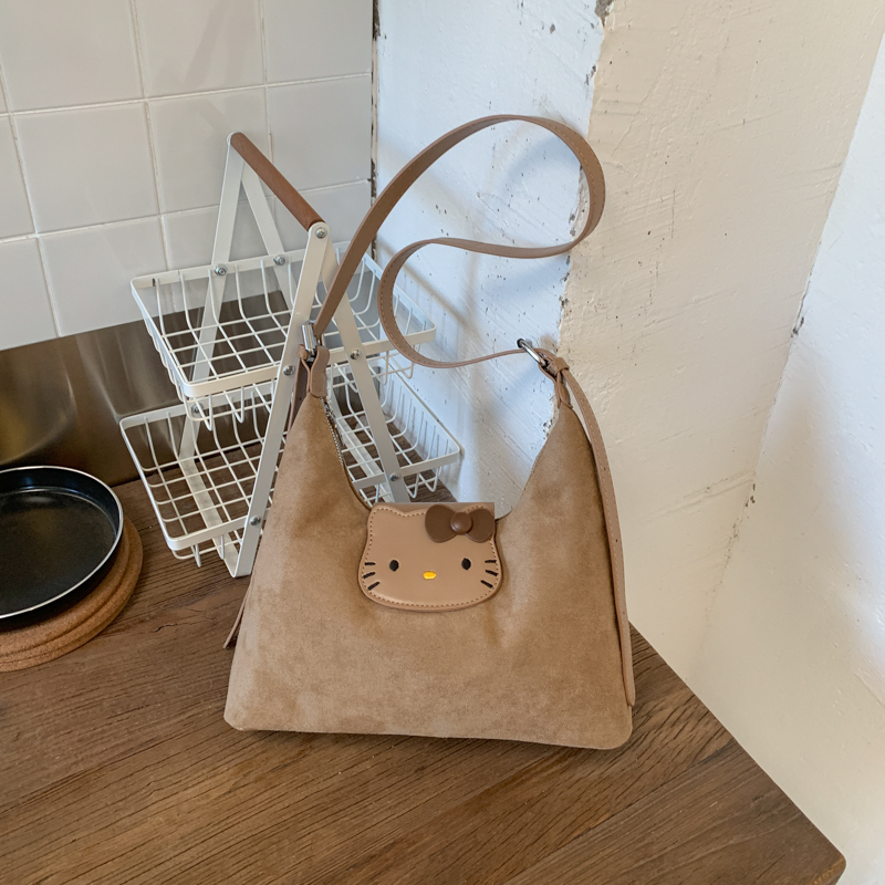 Spring women's fashionable, simple, casual, luxurious party handbag, large capacity crossbody bag, essential shoulder bag for college students sh