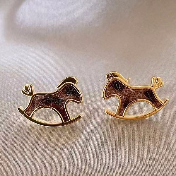 Silver Needle Zodiac Year Retro Leopard Print Pony Fashion Niche Light Luxury High-end Versatile Elegant Earrings