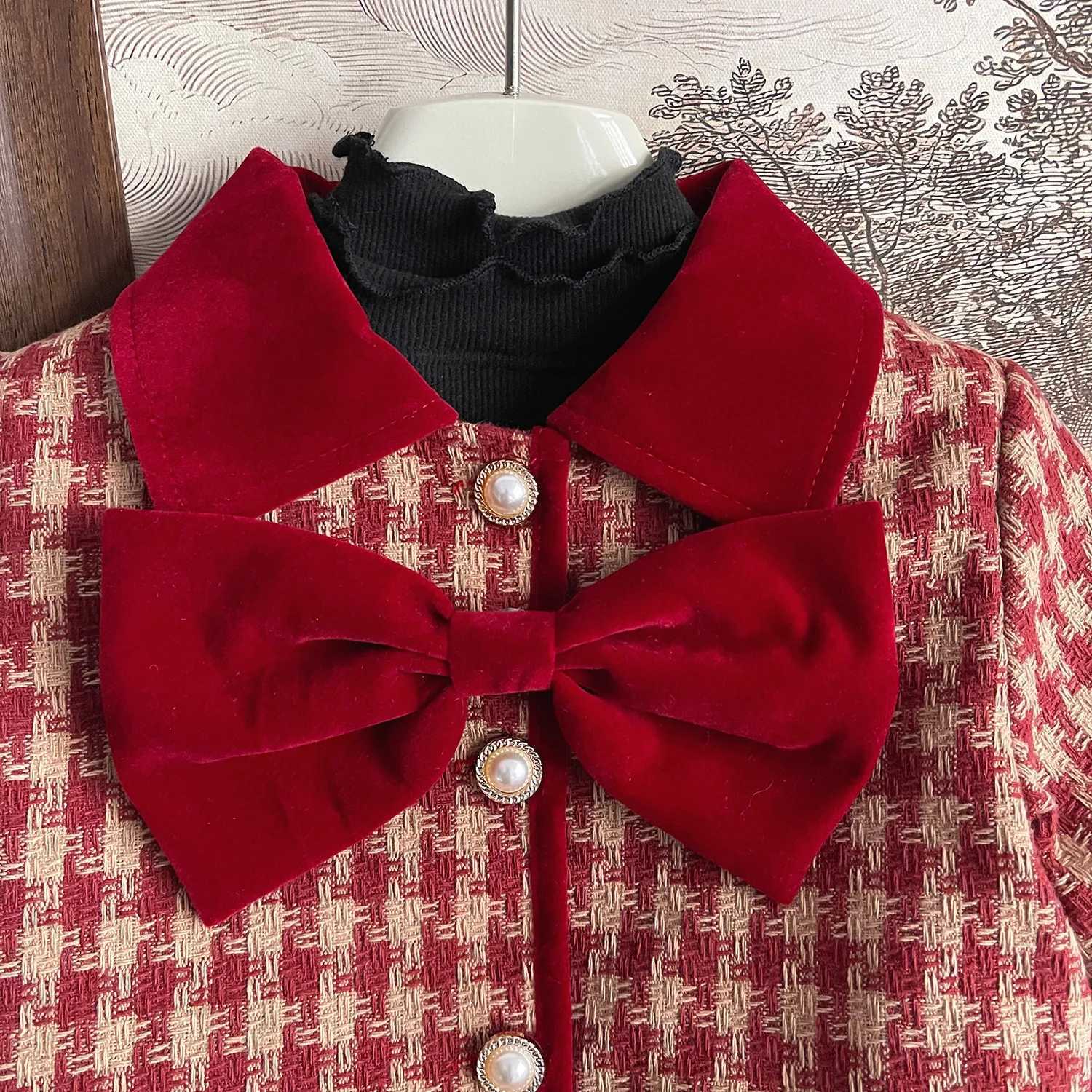 Childrens Clothing Sets Red Plaid Bow Coat Pleated Skirt Sets Winter Clothes for Girls Baby Girl Outfit Set Boutique Clothes Y251105