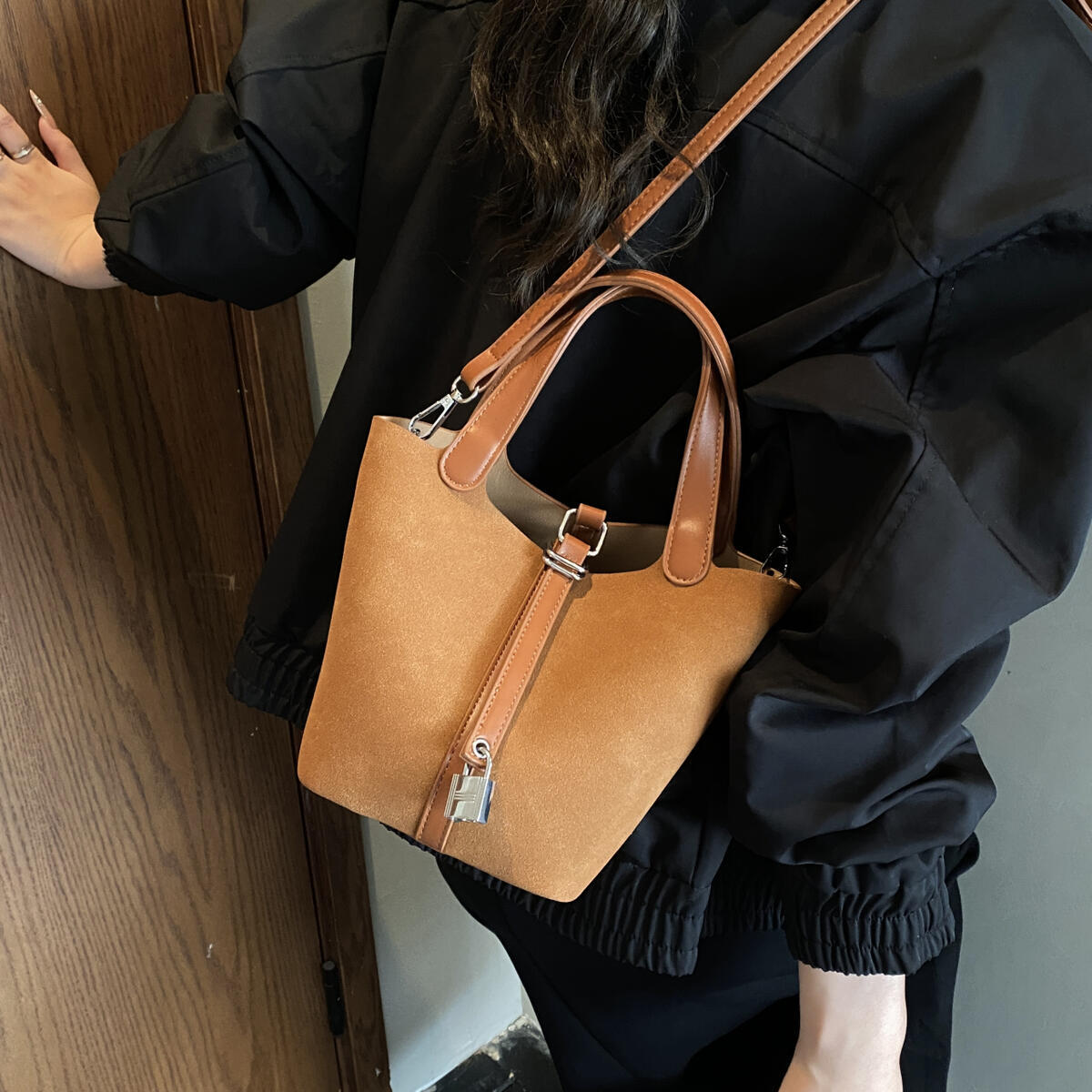 Frosted retro small bag for women, versatile for autumn and winter, crossbody mother bag, casual Korean version bucket bag