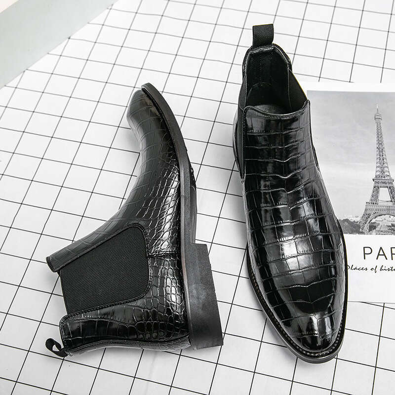 Men's boots, oversized high top cotton shoes, fashionable men's business leather shoes with plush Chelsea boots