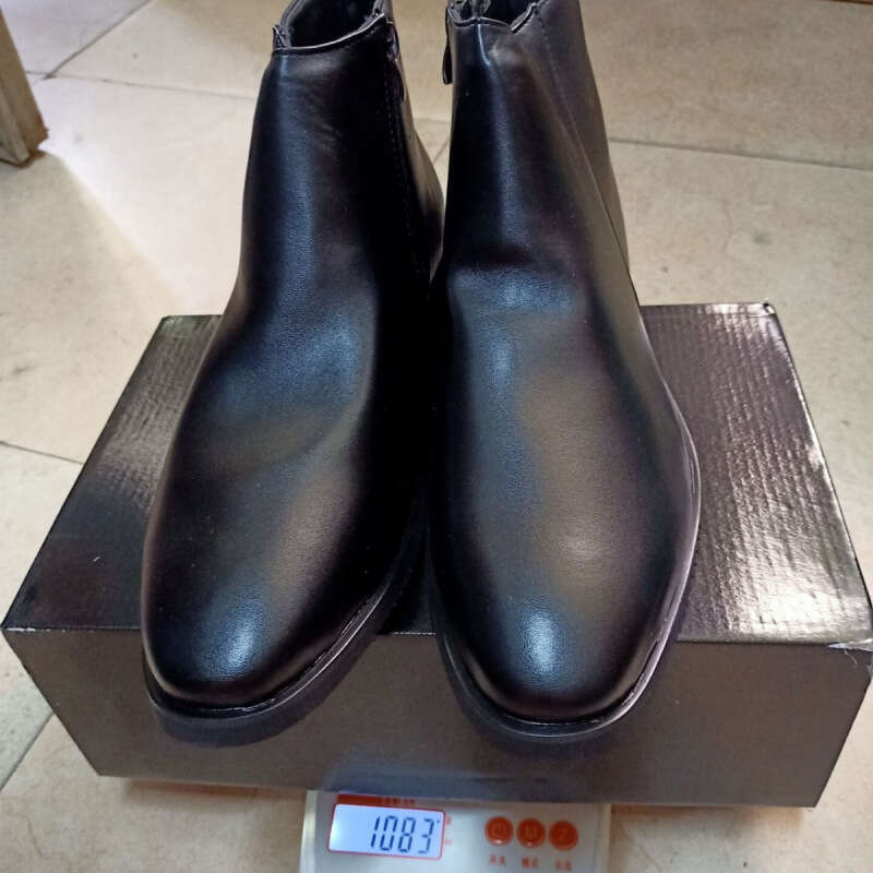 Men's shoes autumn and winter new styles, leather in large sizes, fashionable high top short boots, trendy British style, Martin boots