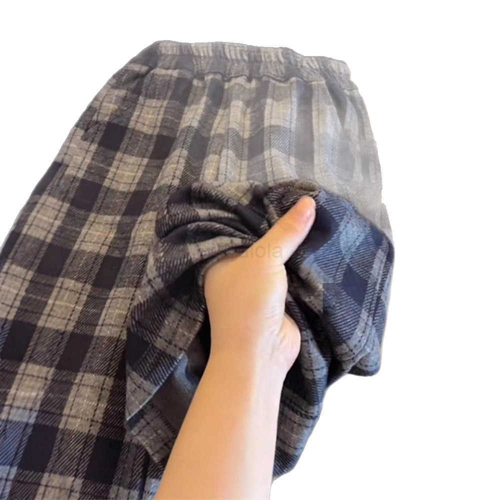 Sanrio Girls Sweater Autumn 2025 New Korean Style Hello Kitty Knitted Sweater Autumn Childrens Knitwear Coat Top H251105