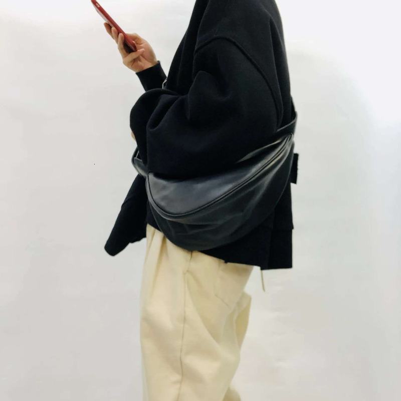 Genuine Leather Shoulder Crossbody Waistpack Chest Bag Women's Style