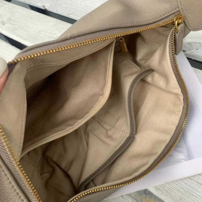 Classic Casual Style Croissant Shoulder Bags For Women Natural Cow Leather Female Crossbody Bag Real Cowskin