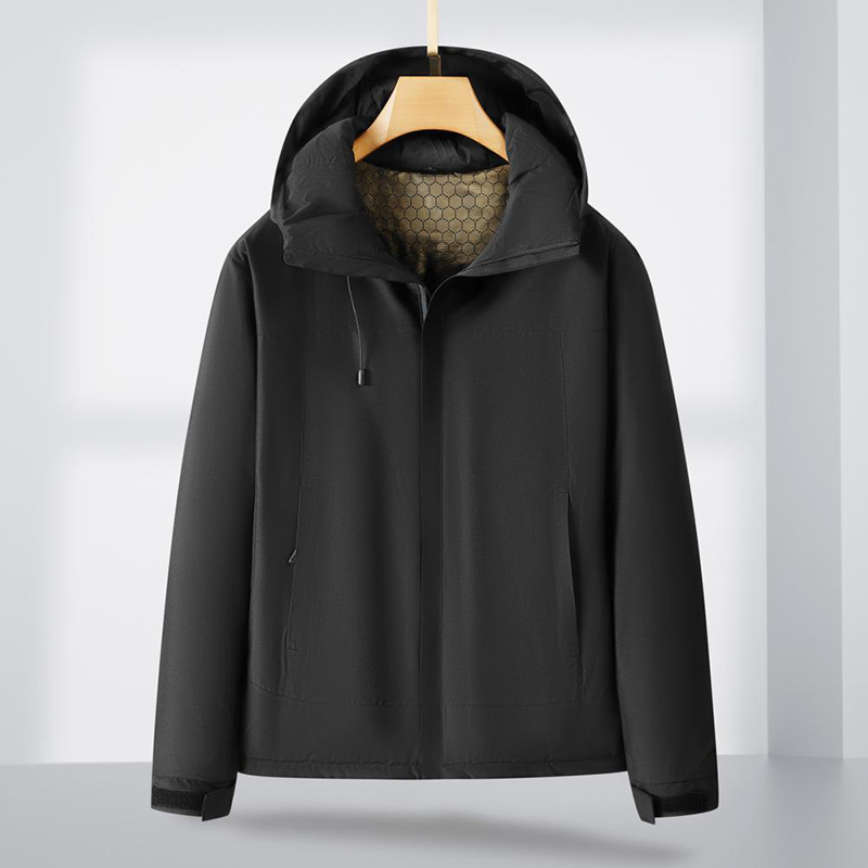 Manufacturer direct sales of graphene thickened integrated assault suit with cap, non removable outdoor sports jacket