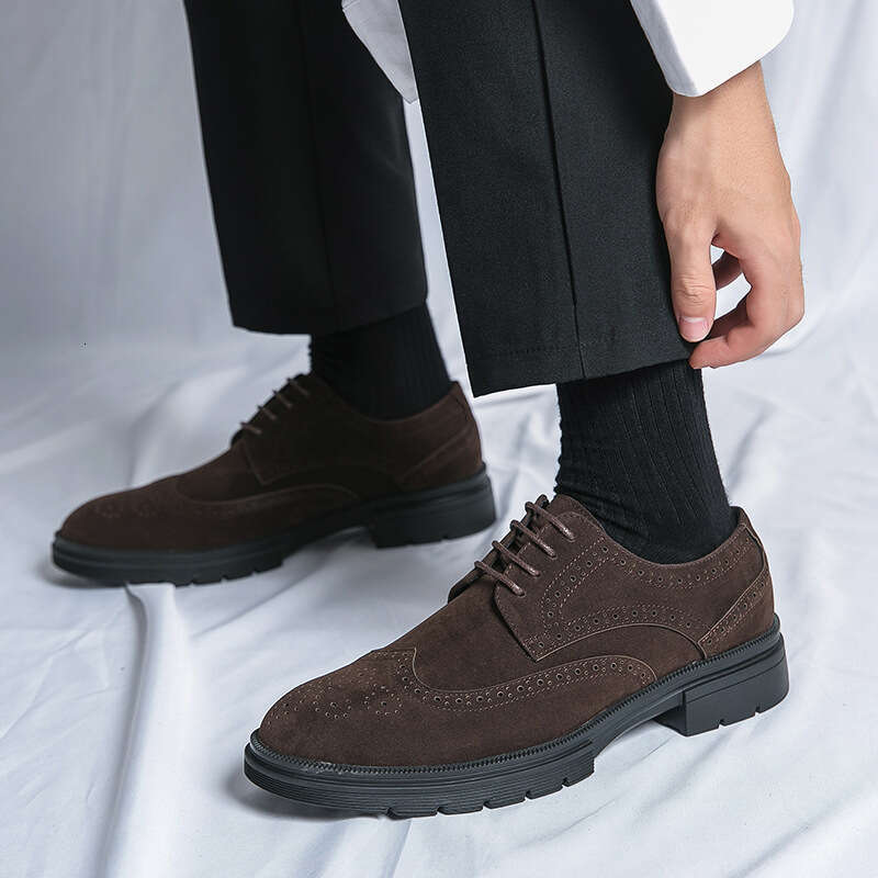 Large matte block dress shoes, sizes 38-46 carved business leather shoes