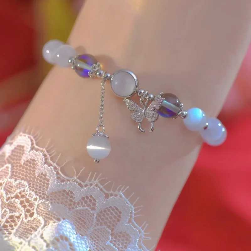 Gentle New Chinese Style Natural Moonstone Beaded Premium Feel Light Luxury Niche Designed Exquisite Butterfly Jewelry C251105
