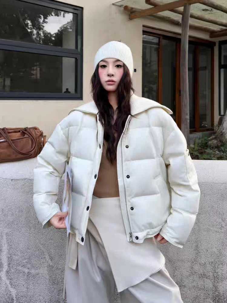 Winter Large Lapel Short Warm Down Jacket Female Solid Pocket Cotton Jacket Women White Duck Down Thicken Zipper Parker OutwearsT251105