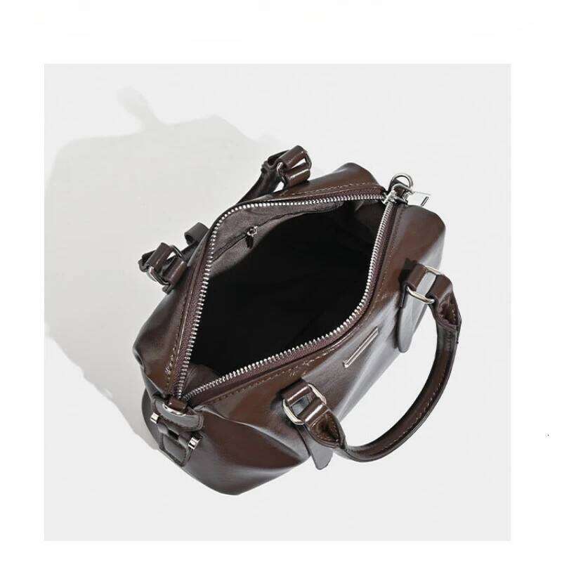 Designer Bags For Women Tote Large Capacity Underarm High End Pu Leather Commuting Crossbody Bag Female Shoulder Handbag 1030