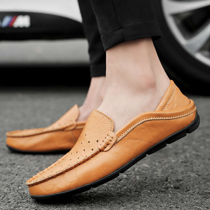 Fashionable fit on one foot, lazy for teenagers, breathable loafers, oversized seasonal trendy bean shoes