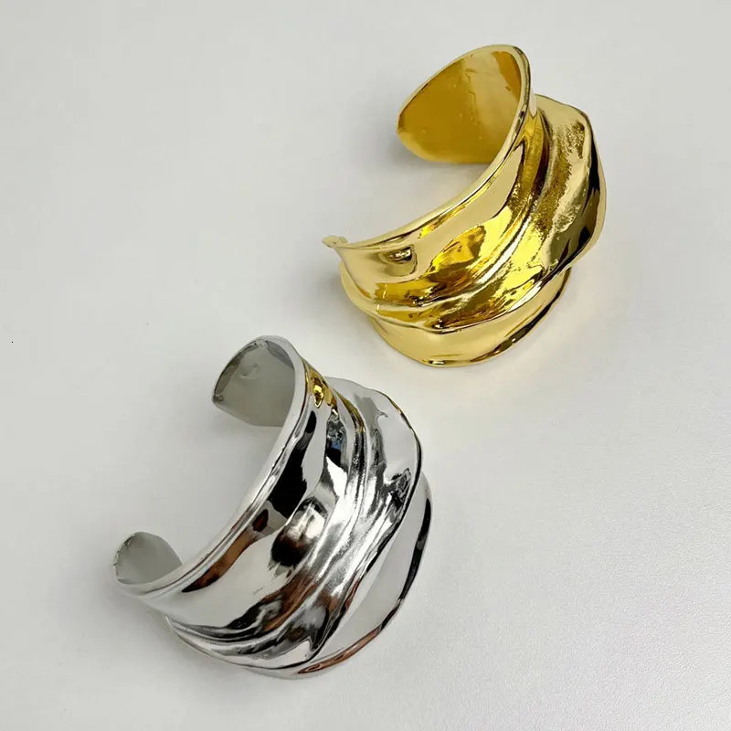 Exaggerated Metal Irregular Textured Wide Open Bracelets Bangle for Women Girls Exquisite Multilayer Punk Retro Heavy Jewelry 251103