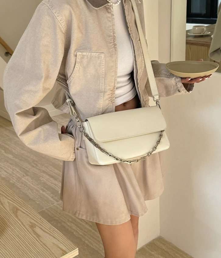 2025 New Spring Beige Color Chain Design Crossbody Glossy Cow Leather Women Messenger Bag 2 Straps Daily-Use Purse