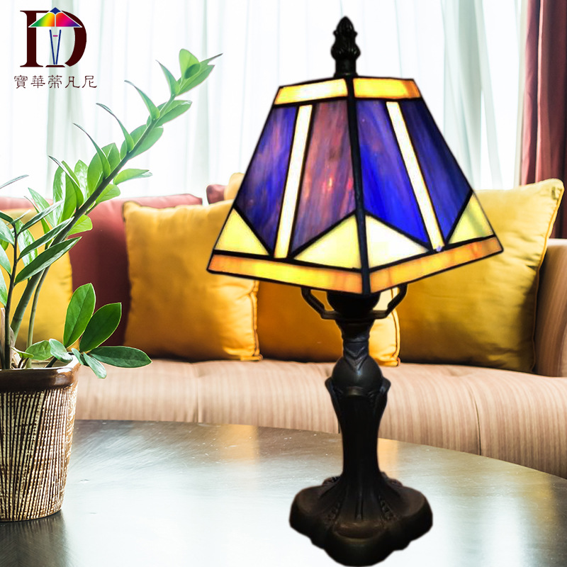 8 inch Tiffany Style Stained Glass Bedside desk table Lamp for Bedroom and hotel coffee bar restaurant