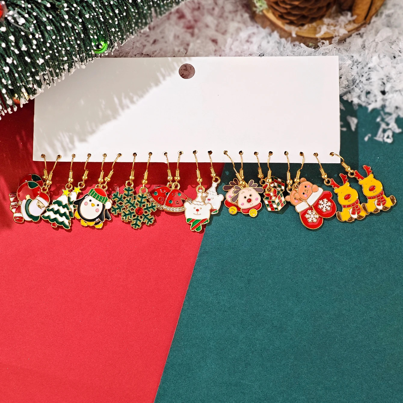 20pcs60pcs CrossBorder Fun Cute Metal Enamel Earrings Santa Xmas Tree Snowflake Star Reindeer Christmas Gift Set 251104