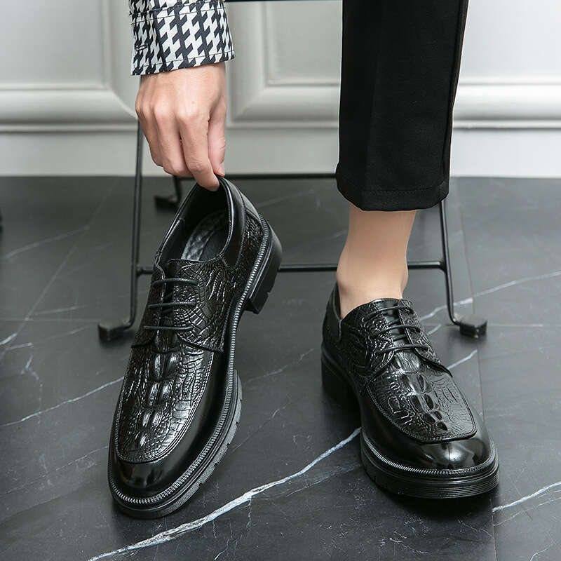 Men's oversized new fashionable men's business dress shoes, trendy crocodile patterned leather shoes