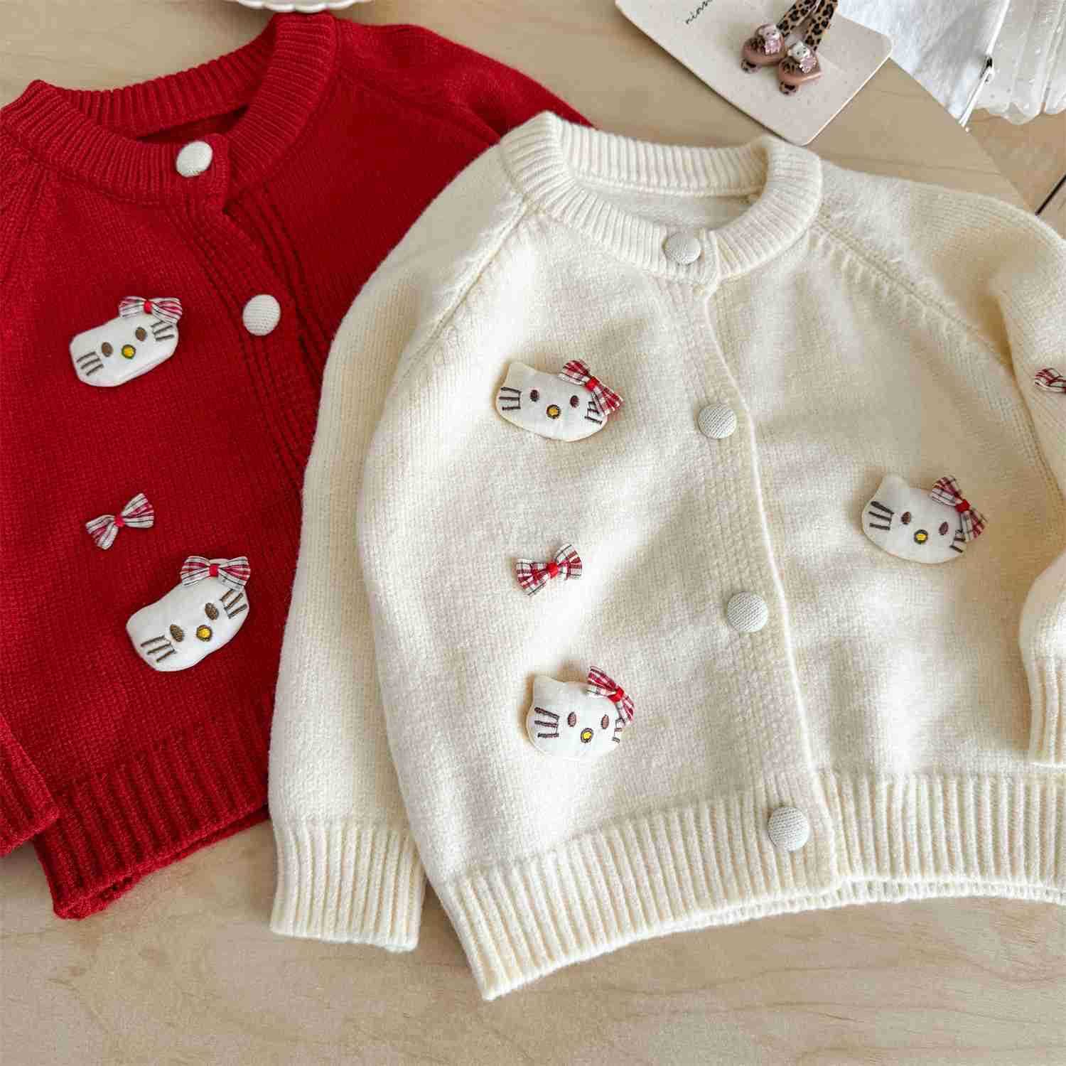 Sanrio Cream Cardigan 2025 Autumn Winter New 3D KT Cat Sweatshirt Girls Knitted Cardigan Girls Jacket Trendy H251105