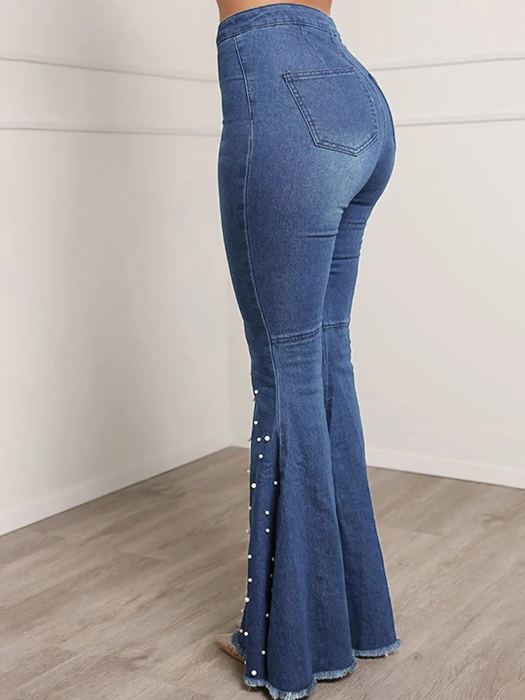 Womens Stretch Flared Jeans Fashionable and Slim Suitable for Hip Lifting Pearl Decorative Denim Unique Street Women Trouser 250403