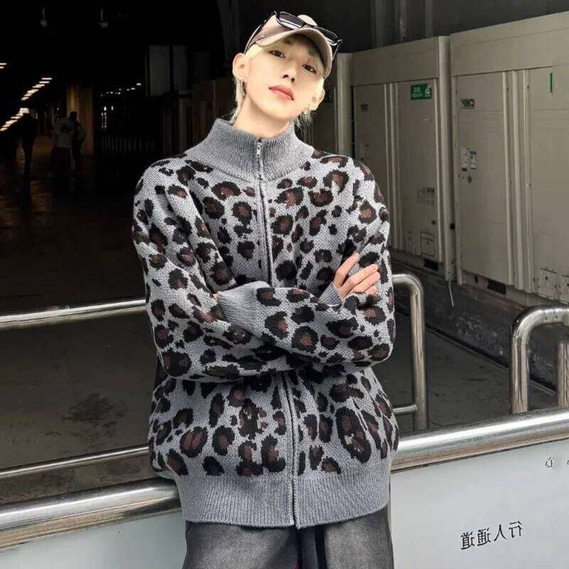 American Vintage Leopard Print New Sweater Knit Cardigan Y2k Gothic College Men And Women Loose Lazy Wind Casual Joker Coat Designer Sweater Bear Swea