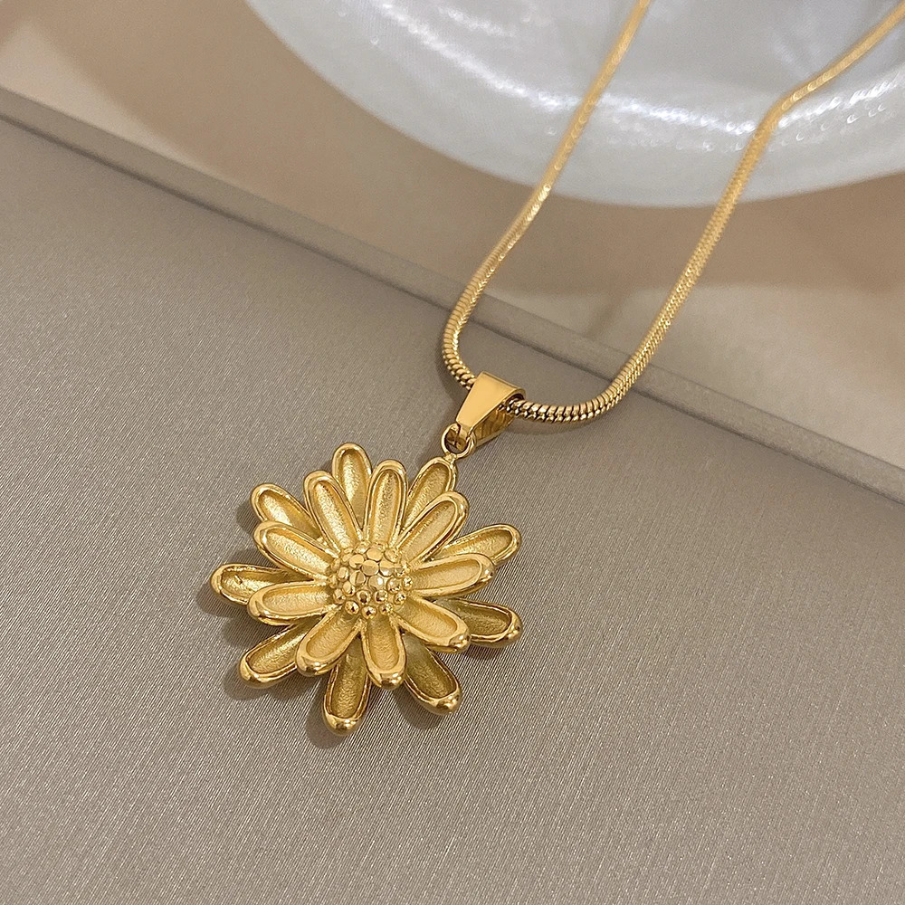 Unique n Sunflower Charms Necklace for Women Fashion Stainless Steel Gold Plated Long Chain Pendant Party Jewelry Gifts 251031