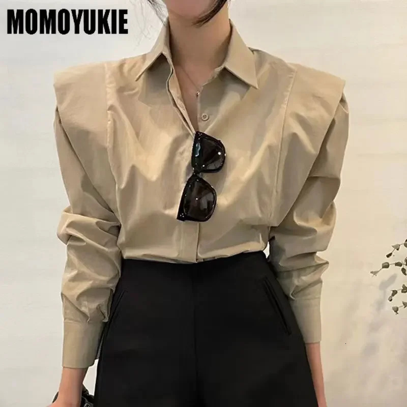 Loose long sleeved casual shirt for women solid and warm. Korean spring retro simple polo button board with ruffled edges 250402