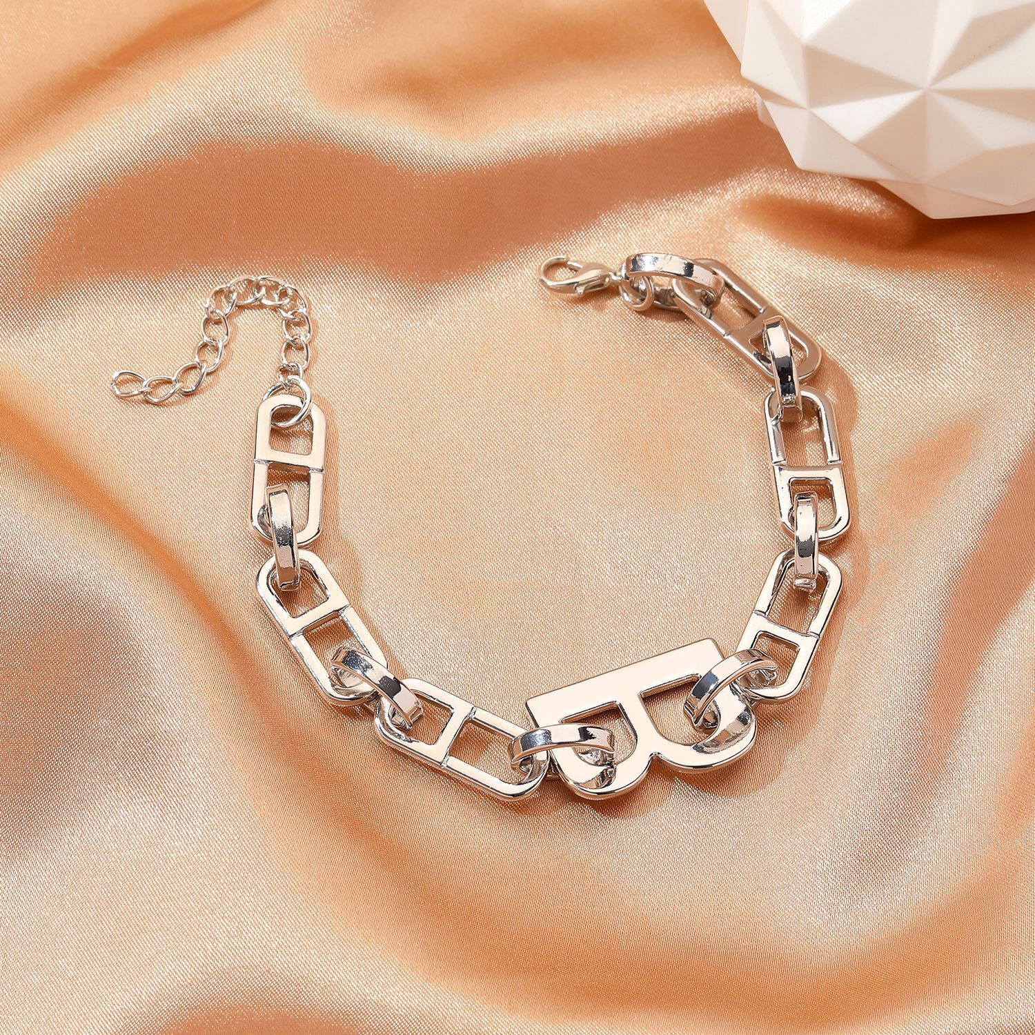 INS Hip-Hop Letter Korean Personality Simple Exaggerated Thick Chain Bracelet Minimalist Style Jewelry