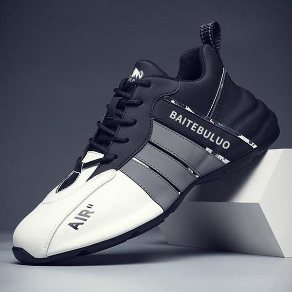 Free Shipping 2025 New design Sneakers luxury Running Shoes Big Size Breathable Anti-slip and wear-resistant Leather Sport Shoes for Men