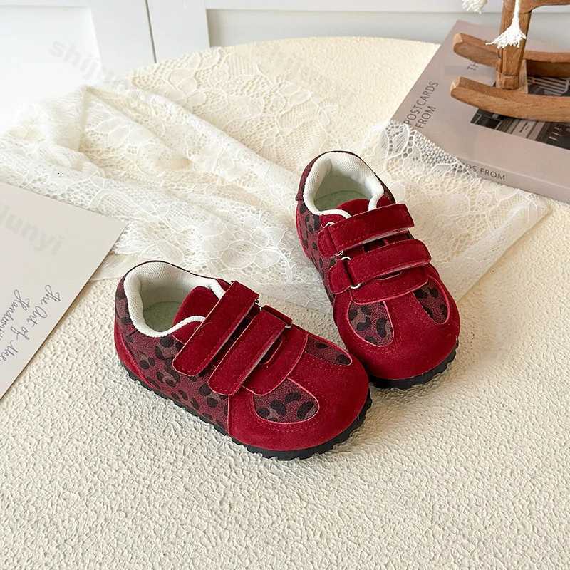 Children Outdoor Casual Sports Shoes 2025 Autumn Comfort Anti Slip Boys Girl Fashion Leopard Print Flat Shoes Toddler SneakersT251105