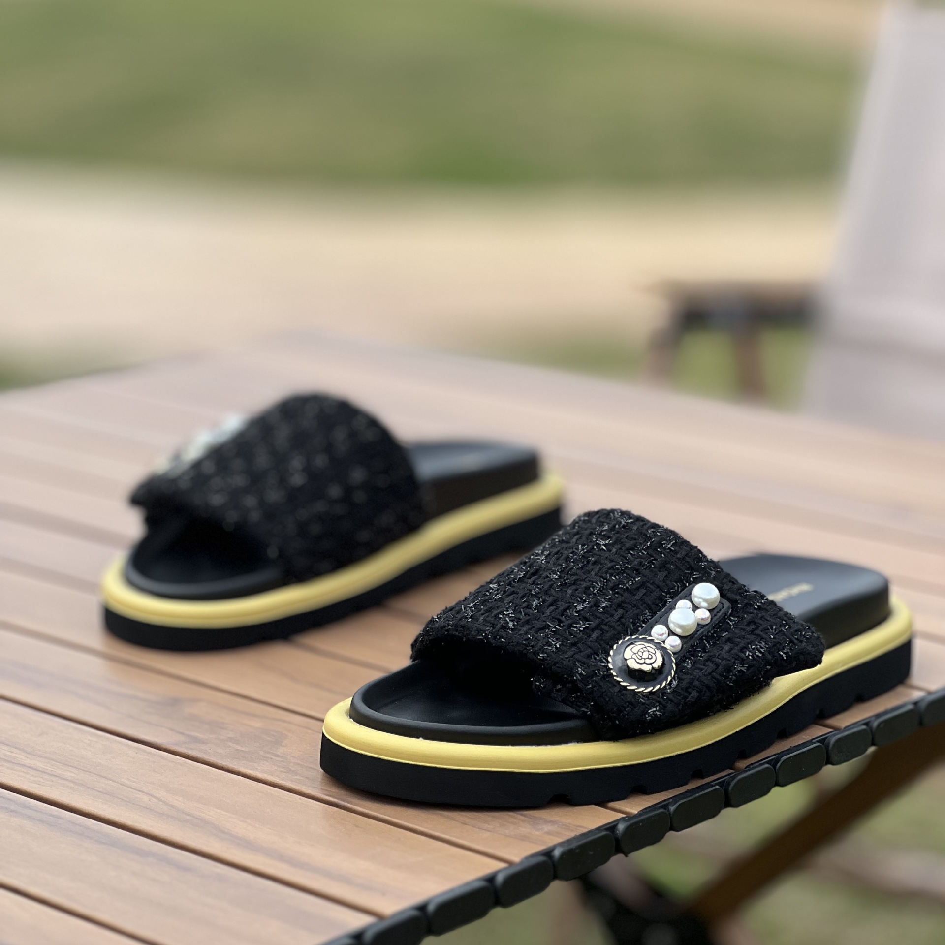 Luodisi 2025 Style Small Fragrance Style Camellia Slippers Platform Thick-Soled Lightweight Shoes Slip-On Sandals Summer Women's Sandals